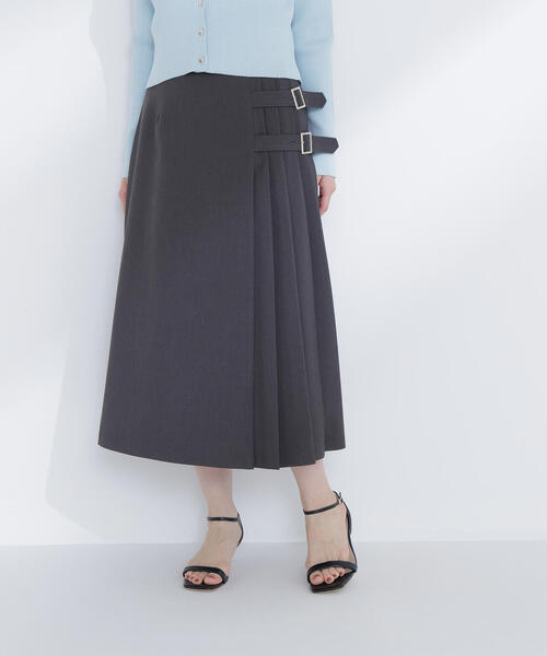 NATURAL BEAUTY BASIC(ナチュラルビューティーベーシック)の「【Oggi.jp掲載】サイドプリーツスカート(スカート・レディース・チャコールグレー/ベージュ・MEDIUM/SMALL)」の3枚目の写真
