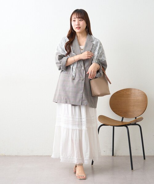 Remind me and forever(リマインドミーアンドフォーエバー)の「ティアードスカート(スカート・レディース・オフホワイト/ブラック/ナチュラル・FREE)」の4枚目の写真