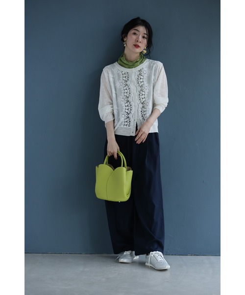 cawaii(カワイイ)の「雅なレースが流れる刺繍シアーカーディガン(カーディガン/ボレロ・レディース・ホワイト・FREE)」の17枚目の写真