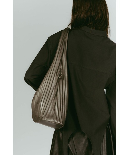 leather pleats bag（トートバッグ）｜Knuth Marf（クヌースマーフ）の
