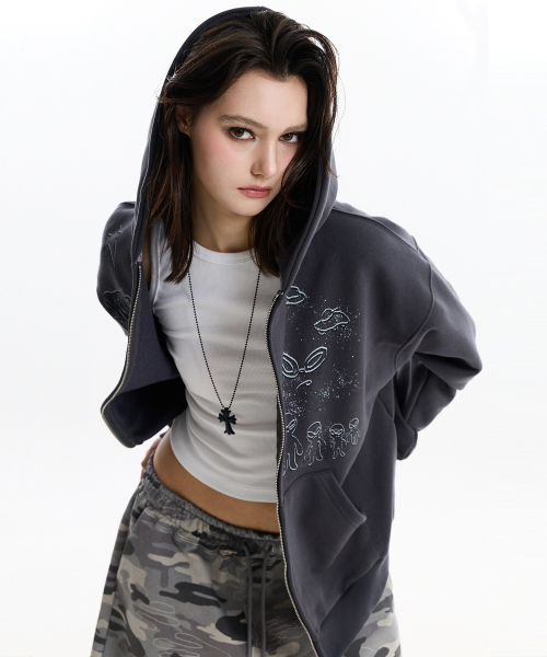 HOODHOOD(フッドフッド)の「ドゥドゥルエイリアン フードジップアップ チャコール(パーカー・レディース・その他・1/2)」の4枚目の写真