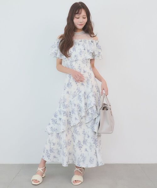 MAJESTIC LEGON(マジェスティックレゴン)の「ウエストきゅっとオフショルワンピ(ワンピース・レディース・ブルー系その他2/グレー系その他/ホワイト系その他2・MEDIUM/SMALL)」の13枚目の写真