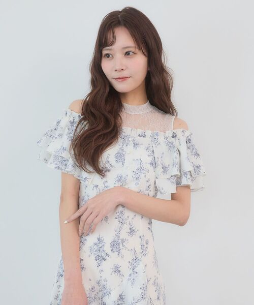 MAJESTIC LEGON(マジェスティックレゴン)の「ウエストきゅっとオフショルワンピ(ワンピース・レディース・ブルー系その他2/グレー系その他/ホワイト系その他2・MEDIUM/SMALL)」の15枚目の写真