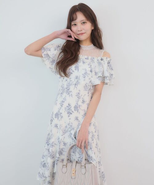 MAJESTIC LEGON(マジェスティックレゴン)の「ウエストきゅっとオフショルワンピ(ワンピース・レディース・ブルー系その他2/グレー系その他/ホワイト系その他2・MEDIUM/SMALL)」の17枚目の写真