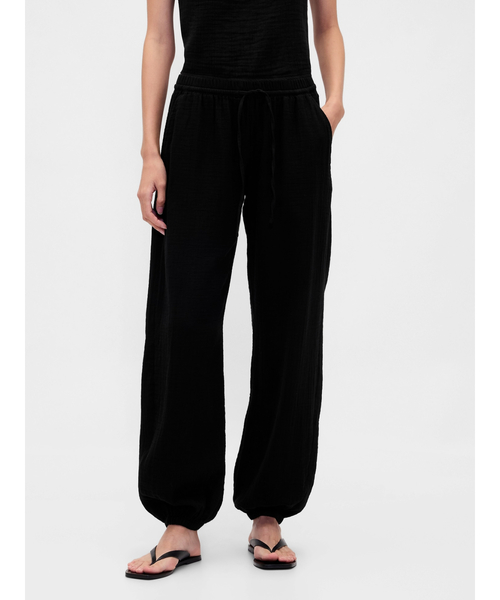 GAP(ギャップ)の「コットンガーゼ バレルジョガーパンツ(その他パンツ・レディース・ブラック/ピンク/ブルー・S/M/L/XS/XXS)」の9枚目の写真