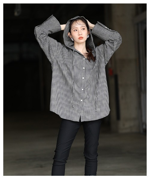 Sawa a la mode(サワアラモード)の「チェック柄フーディーオーバーシャツ(シャツ/ブラウス・レディース・アイボリー/ブラック・FREE)」の12枚目の写真