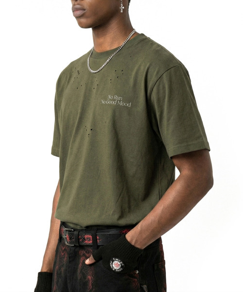 BUTTON SEOUL(ボタンソウル)の「ヴィンテージダメージレタリングショートスリーブ(カーキ/ブラック)(Tシャツ/カットソー・メンズ・カーキ/ブラック・MEDIUM/LARGE/X-LARGE)」の7枚目の写真