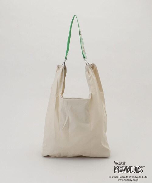 212 KITCHEN STORE(トゥワントゥキッチンストア)の「PEANUTS ストラップ付きショッパーバッグ BEIGE(エコバッグ/サブバッグ・レディース・その他・00)」の4枚目の写真