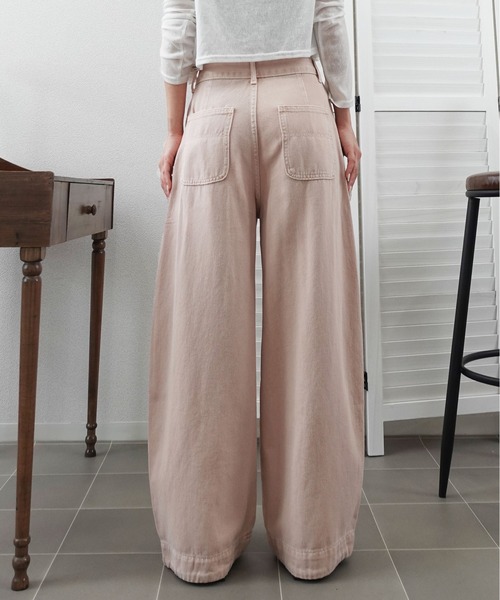 unnu(ユヌ)の「バレルレッグセンターシームデニムパンツ(デニムパンツ・レディース・ピンク/ブルー/アイボリー・S)」の3枚目の写真