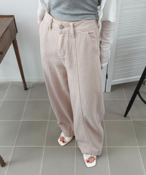 unnu(ユヌ)の「バレルレッグセンターシームデニムパンツ(デニムパンツ・レディース・ピンク/ブルー/アイボリー・S)」の7枚目の写真
