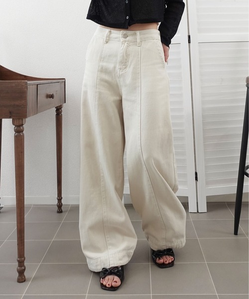 unnu(ユヌ)の「バレルレッグセンターシームデニムパンツ(デニムパンツ・レディース・ピンク/ブルー/アイボリー・S)」の15枚目の写真