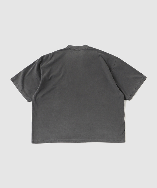 is-ness(イズネス)の「ISNESS MUSIC / イズネス ミュージック LOGO T-SHIRT(Tシャツ/カットソー・メンズ・ホワイト/チャコールグレー・MEDIUM/LARGE)」の3枚目の写真