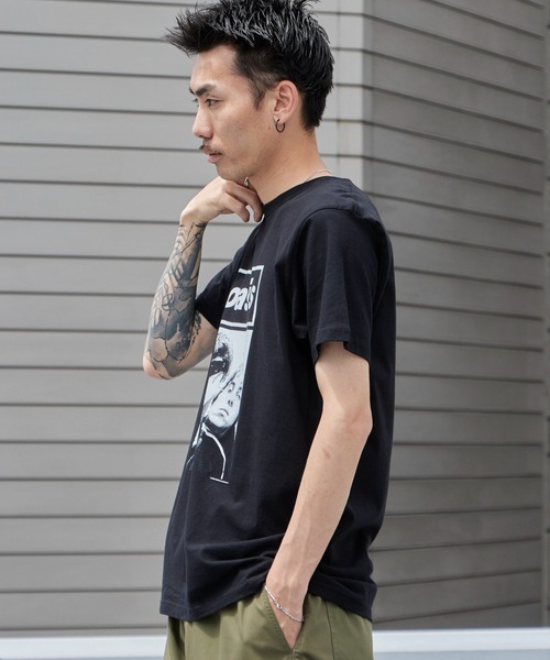 the Oasis(ジオアシス)の「Oasis / オアシス プリントデザイン クルーネックTシャツ メンズ バンドT 2026年 夏 夏服(Tシャツ/カットソー・メンズ・ホワイト/ブラック系その他/ブラック系その他2/ホワイト系/ブラック系・S/M/L/XL)」の15枚目の写真