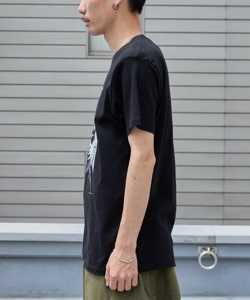 the Oasis(ジオアシス)の「Oasis / オアシス プリントデザイン クルーネックTシャツ メンズ バンドT 2026年 夏 夏服(Tシャツ/カットソー・メンズ・ホワイト/ブラック系その他/ブラック系その他2/ホワイト系/ブラック系・S/M/L/XL)」の22枚目の写真