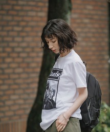 the Oasis（ジオアシス）の「Oasis / オアシス プリントデザイン クルーネックＴシャツ メンズ バンドＴ 秋 秋服 2026年秋冬（Tシャツ/カットソー）」