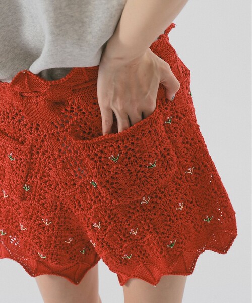 BEAMS COUTURE(ビームスクチュール)の「透かし編み ショート パンツ(その他パンツ・レディース・ホワイト系その他5/レッド・ONE SIZE)」の13枚目の写真