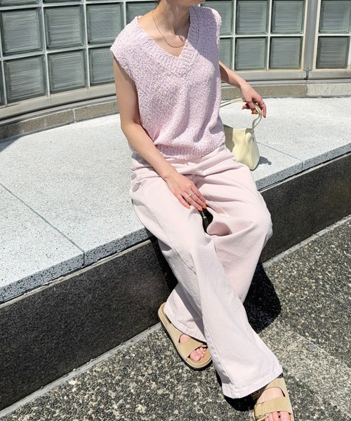 meilmada(メイルマダ)の「Vネックスラブニットベスト(ベスト・レディース・ライトベージュ/ピンク・FREE)」の8枚目の写真