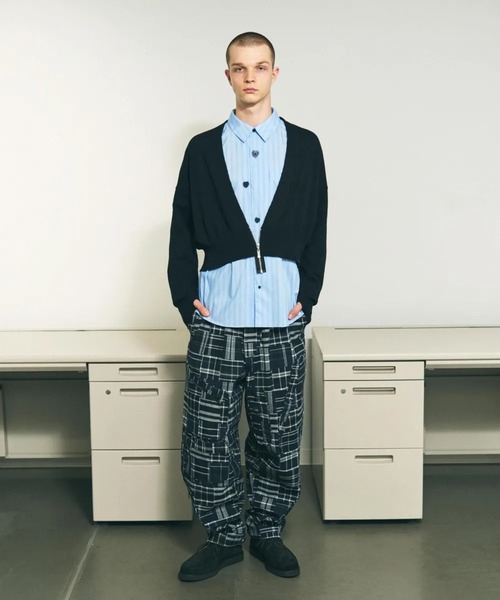 PHINGERIN(フィンガリン)の「FLOATING HEART SHIRT(シャツ/ブラウス・メンズ・ブラック/ブルー・LARGE/MEDIUM)」の3枚目の写真