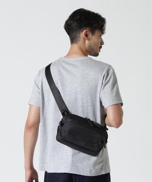 Aer(エアー)の「Aer(エアー)Day Sling 4 X-Pac AER-29072(ボディバッグ/ウエストポーチ・メンズ・ブラック・F)」の1枚目の写真