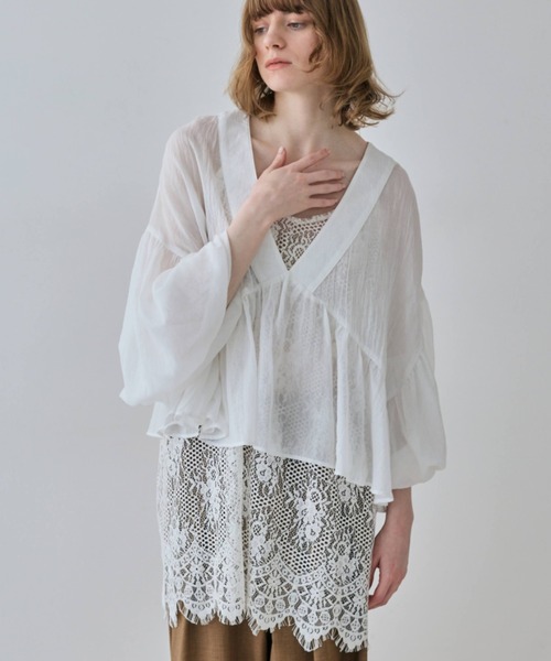 flaeu(フラユ)の「Lace Tunic Camisole(キャミソール・レディース・ブラック/アイボリー・FREE)」の4枚目の写真