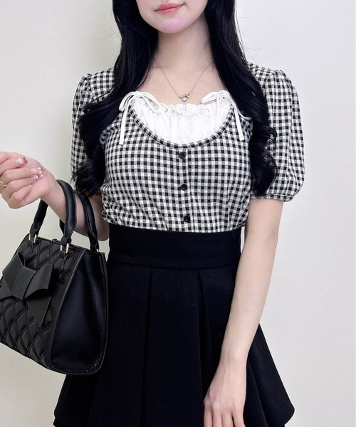 INGNI(イング)の「キャミレイヤード風ダブルリボンレースリブトップス(Tシャツ/カットソー・レディース・その他3/ホワイト系その他3/ライトピンク/ブラック・M)」の1枚目の写真