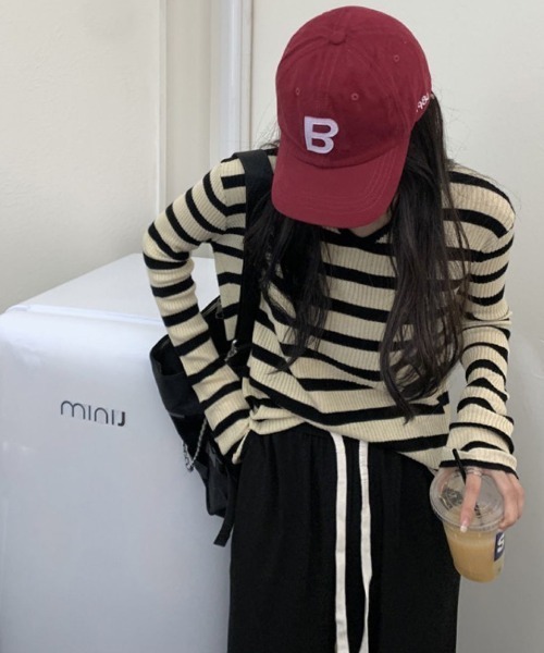 Lips(リップス)の「韓国ストリート感たっぷり♪着回し抜群のボーダーロングスリーブTシャツ(ニット/セーター・レディース・ブラック/ブルー/グリーン・FREE)」の6枚目の写真