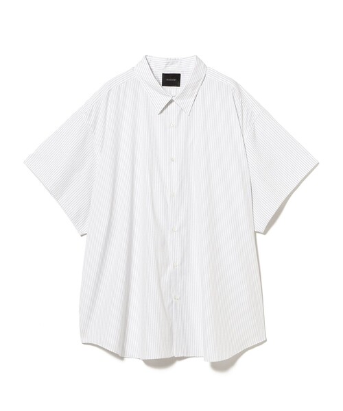 International Gallery BEAMS(インターナショナルギャラリービームス)の「TOO SOON TO KNOW / 5XL オーバーサイズ ストライプ ショートスリーブ シャツ(シャツ/ブラウス・メンズ・ホワイト・ONE SIZE)」の1枚目の写真