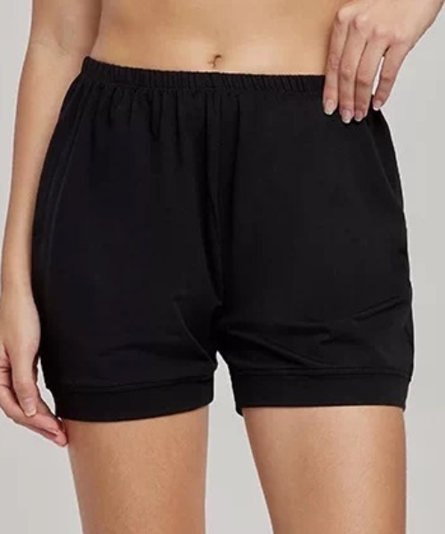 ampm(エーエムピーエム)の「スポーツショートパンツ アイアンガーヨガパンツ トレーニングウェア(その他パンツ・レディース・ブラック・S/M)」の1枚目の写真