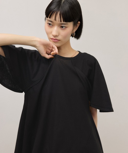 ADAM ET ROPE'(アダムエロペ)の「ランダムヘムライントップス(Tシャツ/カットソー・レディース・ブラック/ピンク/キナリ・FREE)」の3枚目の写真
