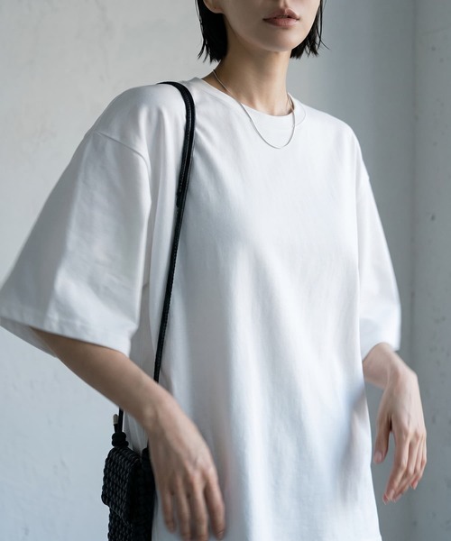 STYLE DELI（スタイルデリ）の「【BLK001】ゆったりシルエット五分袖ドルマンTシャツ（Tシャツ/カットソー・レディース・グリーン/ブラック/ホワイト・FREE）」の2枚目の写真
