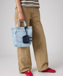 Levi's（リーバイス）の「Levi's/リーバイス ミニ バックポケット トートチャーム（キーホルダー）」