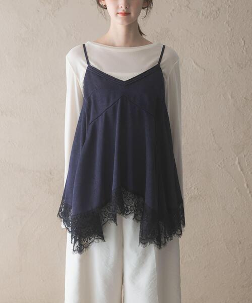 URBAN RESEARCH ROSSO WOMEN(アーバンリサーチ ロッソ)の「レースヘムデザインサテンキャミソール(キャミソール・レディース・アイボリー/ネイビー・FREE)」の14枚目の写真