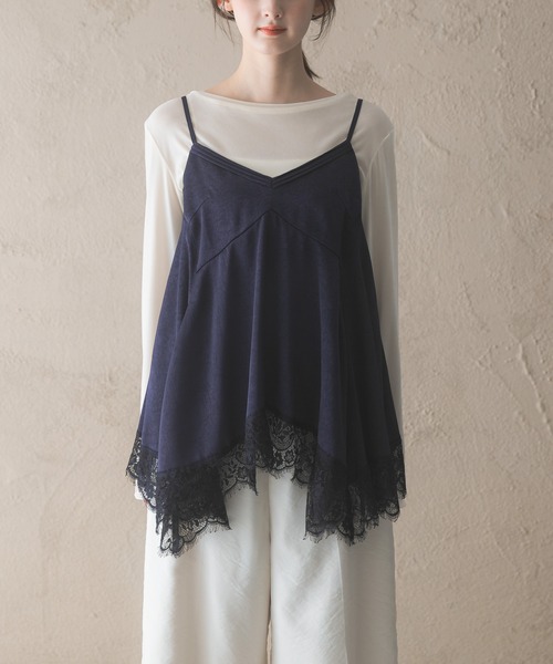 URBAN RESEARCH ROSSO WOMEN（アーバンリサーチ　ロッソ）の「レースヘムデザインサテンキャミソール（キャミソール・レディース・アイボリー/ネイビー・FREE）」の12枚目の写真