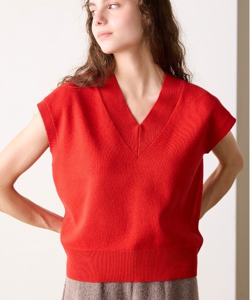 WALANCE（ワランス）の「COTTON SILK DOUBLEFACE VEST（ベスト・レディース・カーキ/レッド・FREE）」の2枚目の写真