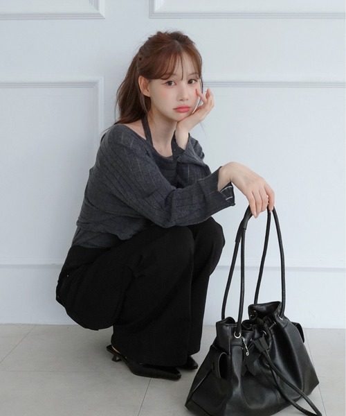 by muni:r(バイ ムニール)の「レイヤードシアーニットセット/2026 AW COLLECTION(ニット/セーター・レディース・グレー/ベージュ/チャコール・FREE)」の19枚目の写真