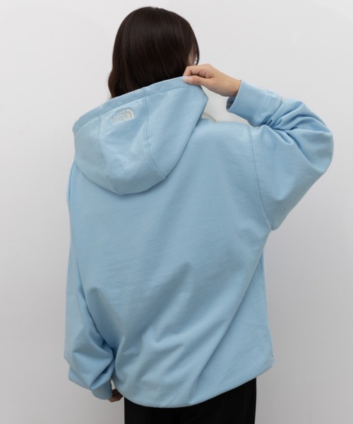 THE NORTH FACE(ザノースフェイス)の「THE NORTH FACE(ザ・ノースフェイス)/ワンポイント ロゴ刺繍 パーカー フーディ/M'S CORE HOODIE(パーカー・レディース・グレー/ライトブルー/ブラック/サンドベージュ・M/L/XXL/XL)」の4枚目の写真