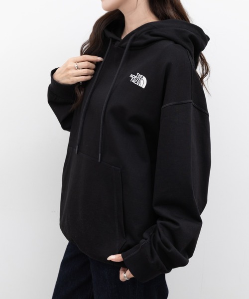 THE NORTH FACE(ザノースフェイス)の「THE NORTH FACE(ザ・ノースフェイス)/ワンポイント ロゴ刺繍 パーカー フーディ/M'S CORE HOODIE(パーカー・レディース・グレー/ライトブルー/ブラック/サンドベージュ・M/L/XXL/XL)」の5枚目の写真