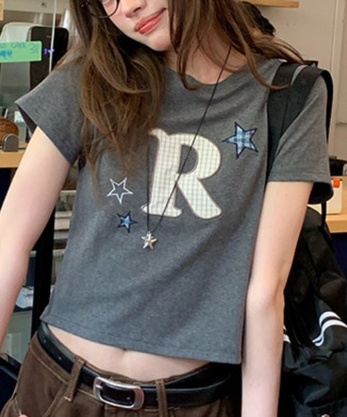 FREE STYLISTS（フリー スタイリスト）の「刺繍レタリング  Tシャツ トップス レディース（Tシャツ/カットソー・レディース・グレー・M）」の12枚目の写真