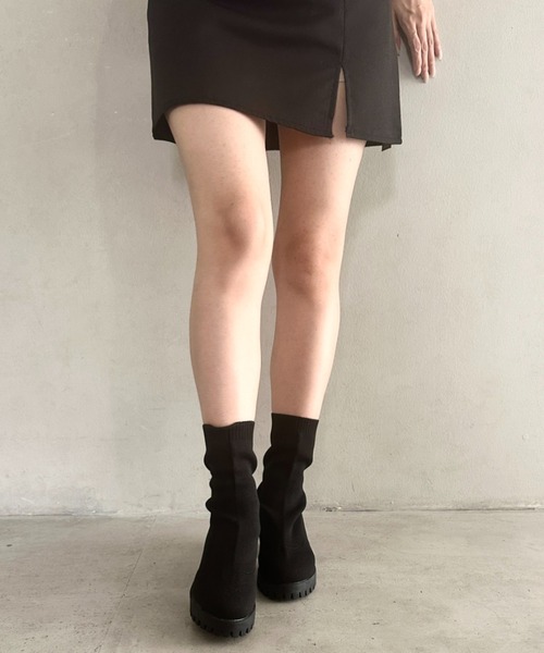 MYMOOD.(マイムード)の「厚底ソックスブーツ(ブーツ・レディース・ブラック・24.5cm/23.5cm)」の11枚目の写真