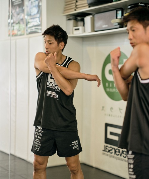 reversal.dogi.design.works(リバーサル・ドーギ・デザイン・ワークス)の「<reversal/リバーサル>WRF BASIC TANK TOP(タンクトップ・メンズ・イエロー/ブラック/レッド・M/XL/L)」の9枚目の写真