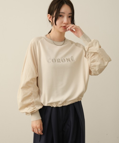 Bou Jeloud(ブージュルード)の「異素材コンビロゴ刺しゅうプルオーバー(Tシャツ/カットソー・レディース・オフホワイト/ブラック・FREE)」の2枚目の写真