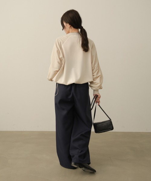 Bou Jeloud(ブージュルード)の「異素材コンビロゴ刺しゅうプルオーバー(Tシャツ/カットソー・レディース・オフホワイト/ブラック・FREE)」の11枚目の写真