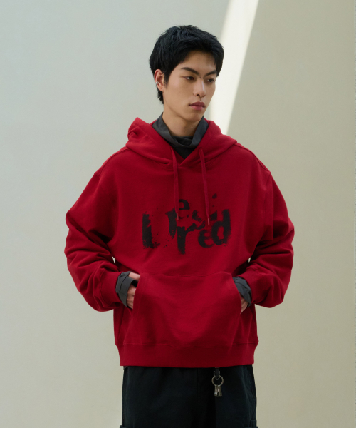 DESIRED(デシレッド)の「PEID テキストフードTシャツ-FESK5104B07(パーカー・レディース・レッド・MEDIUM/LARGE/X-LARGE)」の1枚目の写真