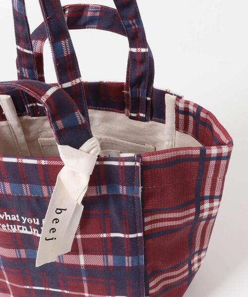 URBAN RESEARCH DOORS（アーバンリサーチドアーズ）の「『別注』beej×DOORS　チェックトートバッグ（トートバッグ・レディース・ブラウン系その他/レッド系その他・ONE）」の12枚目の写真