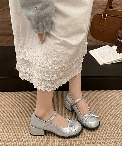 Miniministore(ミニミニストア)の「メリージェーンパンプス リボンローファー(ローファー・レディース・シルバー/ブラック・22.5cm/23.5cm/23.0cm/24.5cm/24.0cm)」の20枚目の写真