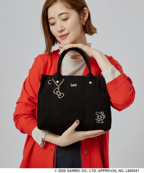 sanrio（サンリオ）の「【Lee別注×ハローキティ】スクエア2wayトート（トートバッグ・レディース・ブラック系/ベージュ系その他3/アイボリー/ブラック・00）」の3枚目の写真
