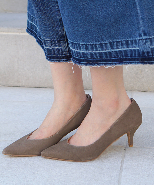 laboratory work(ラボラトリーワーク)の「ベーシック シンプルスエードパンプス(パンプス・レディース・ベージュ/イエロー/ピンク・MEDIUM/LARGE)」の20枚目の写真