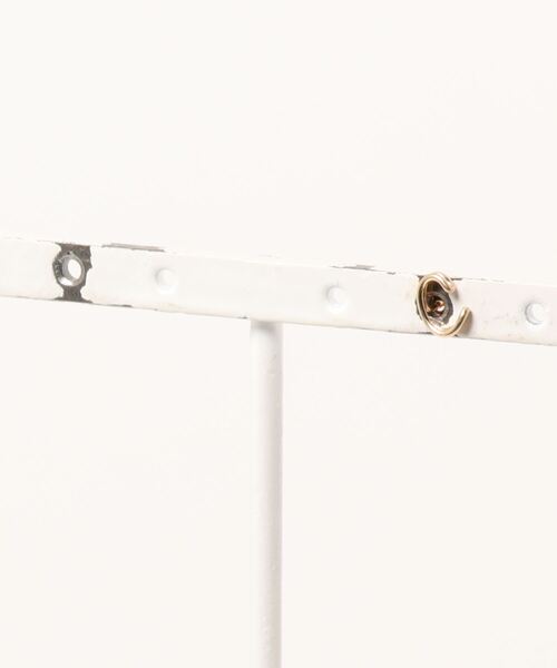 TONE SELECT GOODS(トーンセレクトグッズ)の「【TATO】イニシャルピアス(ピアス(両耳用)・レディース・H/K/M/N/E/Y/S/D/L/T/F/C/B/P/R/A/J/O/Q/G/X/U/W/V/Z/I・FREE)」の3枚目の写真