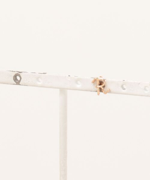TONE SELECT GOODS(トーンセレクトグッズ)の「【TATO】イニシャルピアス(ピアス(両耳用)・レディース・H/K/M/N/E/Y/S/D/L/T/F/C/B/P/R/A/J/O/Q/G/X/U/W/V/Z/I・FREE)」の18枚目の写真