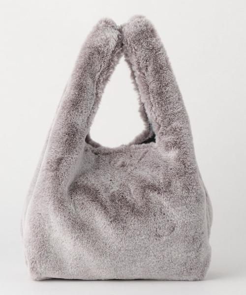 coen（コーエン）の「【新色登場】【『LEE』11月号掲載】フェイクファーバッグ(ライトグレー / ダークブラウン ⇒ WEB限定カラー）（トートバッグ・レディース・グレー/ライトグレー/ブラウン/ダークブラウン/ベージュ/ピンク/ナチュラル/ライラック・FREE）」の19枚目の写真